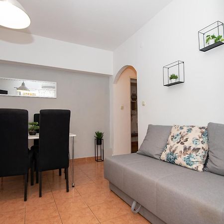 Apartment Josipa Grebastica Exterior photo